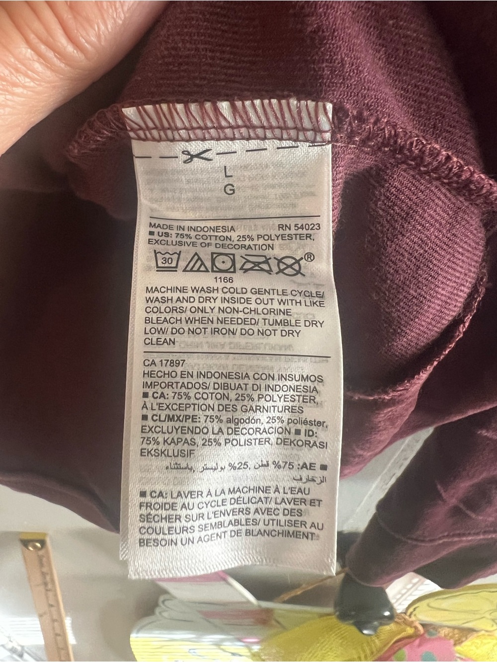 Old Navy Women's Burgundy Velour Hoodie - Picture 9 of 11